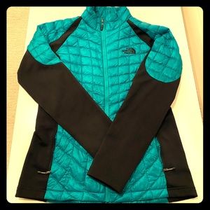Northface Teal and Black Thermoball Jacket